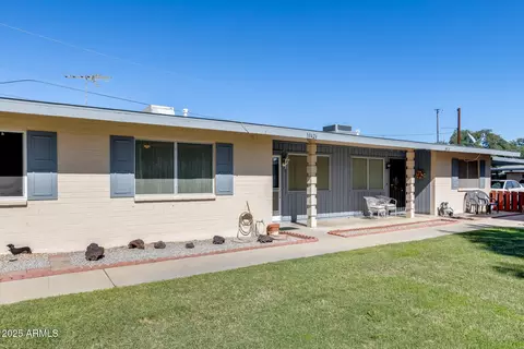10426 W Deanne Dr, Sun City, AZ 85351