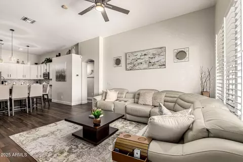 3827 S Seton Ave, Gilbert, AZ 85297 photo 9