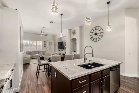 3827 S Seton Ave, Gilbert, AZ 85297 photo 8