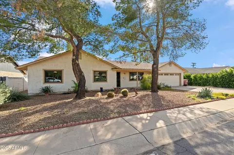 8611 E Vista Dr, Scottsdale, AZ 85250