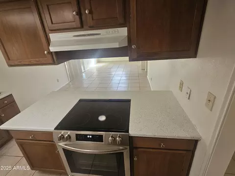 Kitchen - 3707 E Paradise Dr, Phoenix, AZ 85028 photo 2 of 3