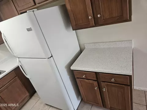 Kitchen - 3707 E Paradise Dr, Phoenix, AZ 85028 photo 3 of 3