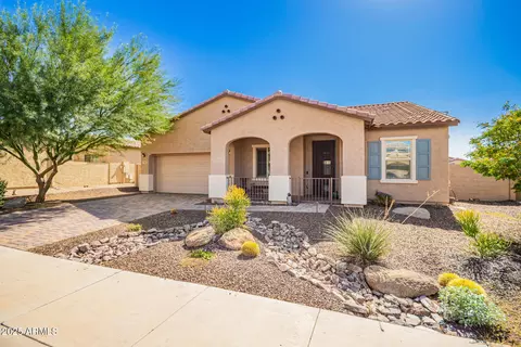 17987 W Redwood Ln, Goodyear, AZ 85338