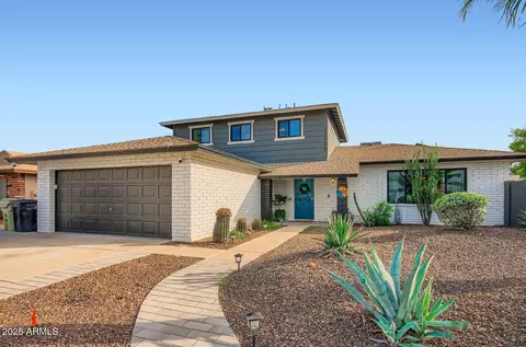 5827 W Mescal St, Glendale, AZ 85304