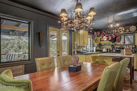 Dining - 4719 N Pine Ln, Pine, AZ 85544 photo 2 of 4