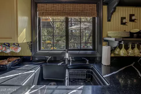 Kitchen - 4719 N Pine Ln, Pine, AZ 85544 photo 4 of 4