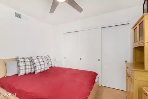Bedroom - 3801 E Blue Flax Ave, Phoenix, AZ 85044 photo 4 of 6