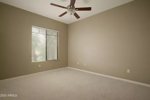 Bedroom - 2989 N 44th St #2007, Phoenix, AZ 85018 photo 4 of 5