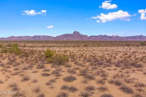 53800 W Butler Rd #12, Tonopah, AZ 85354