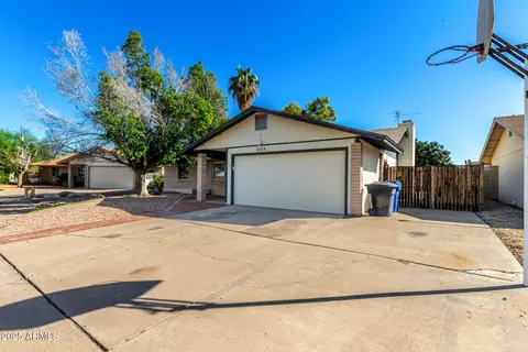 2454 E Javelina Ave, Mesa, AZ 85204
