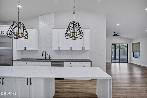 Kitchen - 4621 E Carmen St, Phoenix, AZ 85044 photo 8 of 8
