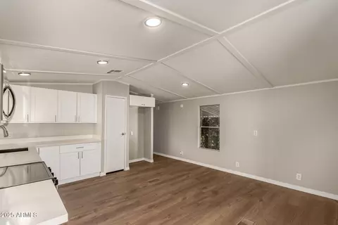 1730 E 21st Ave, Apache Junction, AZ 85119 photo 3