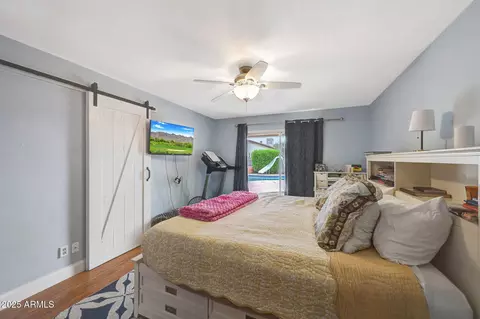 Bedroom - 2802 E Cheryl Dr, Phoenix, AZ 85028 photo 1 of 4