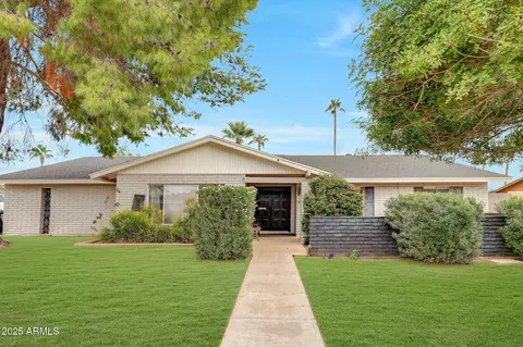 2802 E Cheryl Dr, Phoenix, AZ 85028
