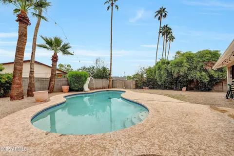 Exterior - 2802 E Cheryl Dr, Phoenix, AZ 85028 photo 1 of 7