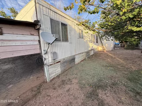 1810 Tomahawk Dr, Douglas, AZ 85607 photo 5