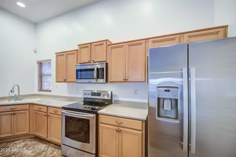 Kitchen - 3284 E Thornton Ave, Gilbert, AZ 85297 photo 3 of 8