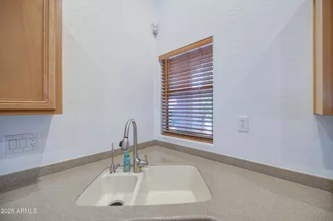 Kitchen - 3284 E Thornton Ave, Gilbert, AZ 85297 photo 8 of 8