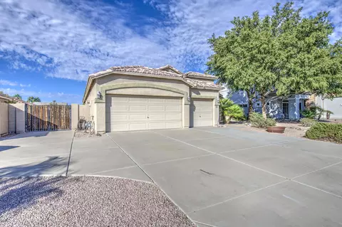 Exterior - 3284 E Thornton Ave, Gilbert, AZ 85297 photo 4 of 12