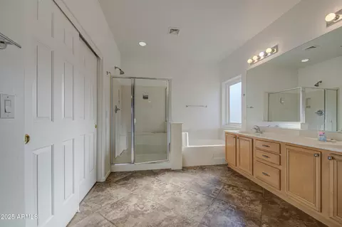 Bath - 3284 E Thornton Ave, Gilbert, AZ 85297 photo 1 of 7
