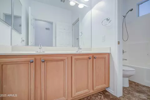 Bath - 3284 E Thornton Ave, Gilbert, AZ 85297 photo 5 of 7