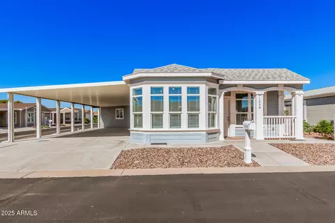 1038 E Four St, San Tan Valley, AZ 85140