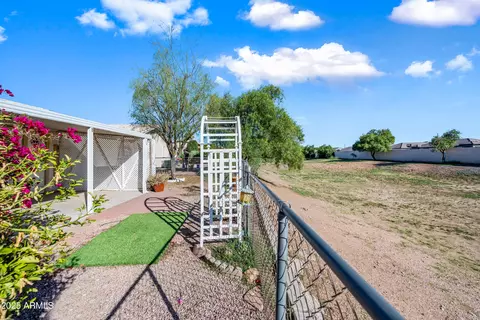 Exterior - 2101 S Meridian Rd #49, Apache Junction, AZ 85120 photo 3 of 7