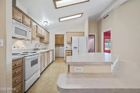 Kitchen - 2101 S Meridian Rd #49, Apache Junction, AZ 85120 photo 1 of 2