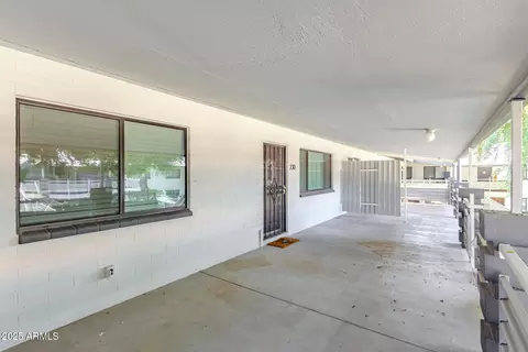 Exterior - 749 E Montebello Ave #230, Phoenix, AZ 85014 photo 2 of 10