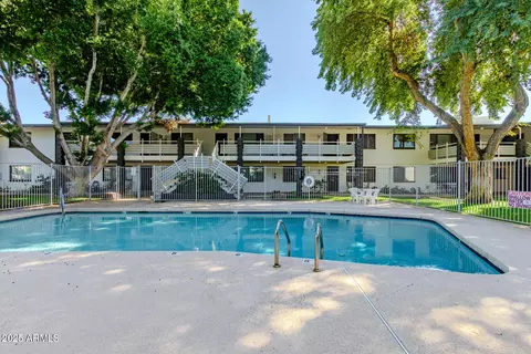 Exterior - 749 E Montebello Ave #230, Phoenix, AZ 85014 photo 9 of 10