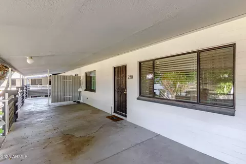 749 E Montebello Ave #230, Phoenix, AZ 85014
