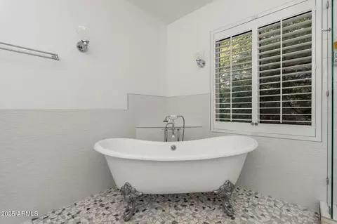 Bath - 203 S Crescent Moon --, Payson, AZ 85541 photo 2 of 5