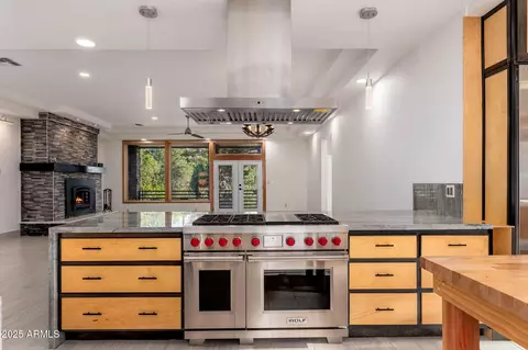 Kitchen - 203 S Crescent Moon --, Payson, AZ 85541 photo 7 of 7