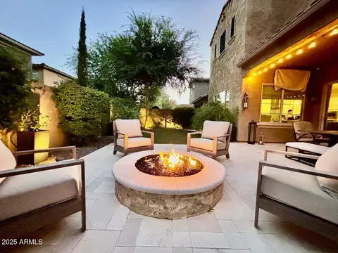 Exterior - 4615 E Navigator Ln, Phoenix, AZ 85050 photo 5 of 9