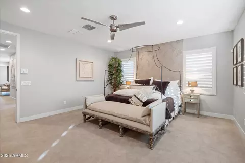 Bedroom - 4615 E Navigator Ln, Phoenix, AZ 85050 photo 2 of 8