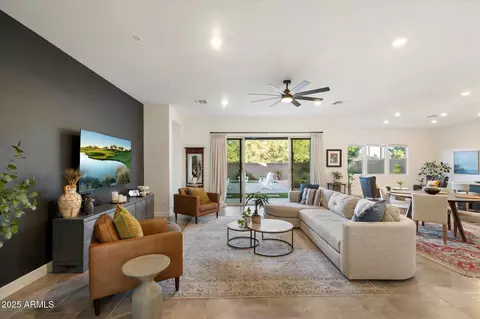 Living - 6311 S 25th Pl, Phoenix, AZ 85042 photo 1 of 6