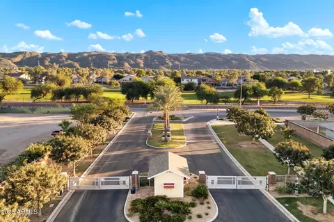 View/Area - 6311 S 25th Pl, Phoenix, AZ 85042 photo 1 of 4