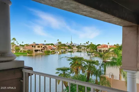 View/Area - 1748 E Queen Palm Dr, Gilbert, AZ 85234 photo 3 of 11