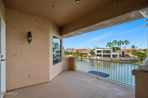 Exterior - 1748 E Queen Palm Dr, Gilbert, AZ 85234 photo 1 of 8