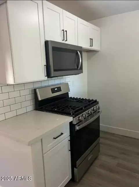 Kitchen - 3330 N 18th St, Phoenix, AZ 85016 photo 1 of 2
