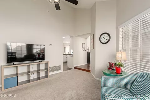 Living - 3221 E Briarwood Ter, Phoenix, AZ 85048 photo 1 of 4