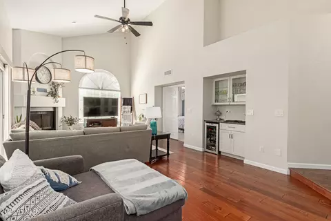 Living - 3221 E Briarwood Ter, Phoenix, AZ 85048 photo 2 of 4