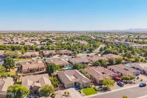 View/Area - 10941 E Reuben Cir, Mesa, AZ 85212 photo 2 of 9