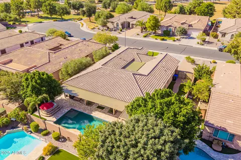View/Area - 10941 E Reuben Cir, Mesa, AZ 85212 photo 6 of 9