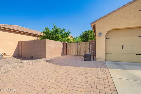 Exterior - 10941 E Reuben Cir, Mesa, AZ 85212 photo 6 of 18