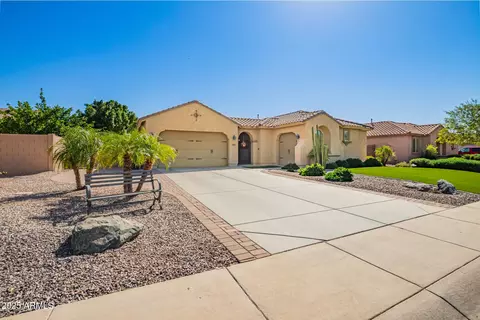 Exterior - 10941 E Reuben Cir, Mesa, AZ 85212 photo 3 of 18