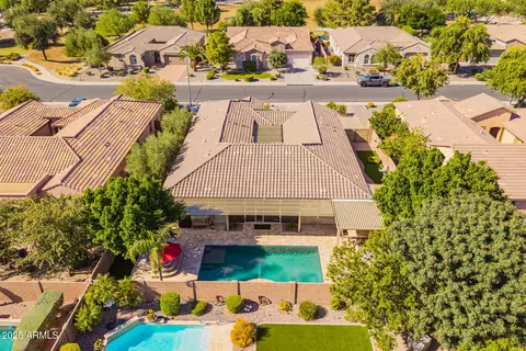 View/Area - 10941 E Reuben Cir, Mesa, AZ 85212 photo 7 of 9