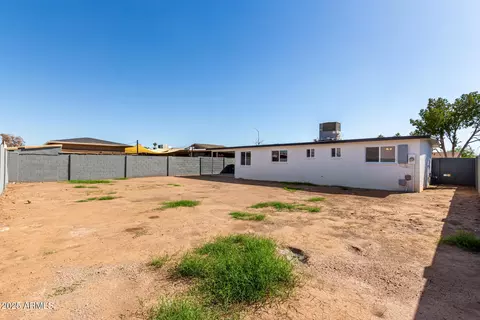 Exterior - 46 E Ivy St, Mesa, AZ 85201 photo 2 of 3