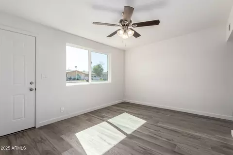 Living - 46 E Ivy St, Mesa, AZ 85201 photo 2 of 2