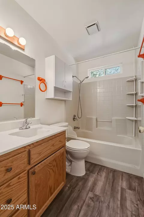 Bath - 5199 N Hicks Dr, Strawberry, AZ 85544 photo 2 of 2
